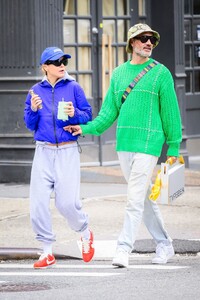 rita-ora-and-taika-waititi-s-vibrant-display-of-love-in-nyc-05-02-2024-1.jpg