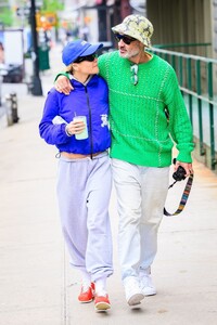 rita-ora-and-taika-waititi-s-vibrant-display-of-love-in-nyc-05-02-2024-4.jpg