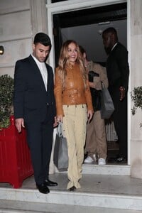 rita-ora-at-maria-sharapova-s-wimbledon-anniversary-party-07-03-2024-4.jpg