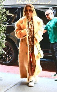 rita-ora-out-in-new-york-05-02-2024-8.jpg