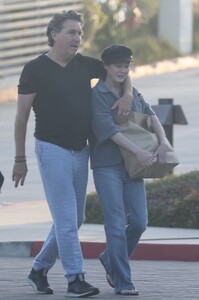 shannen-doherty-and-chris-cortazzo-leaves-kristy-s-malibu-06-16-2024-3.jpg