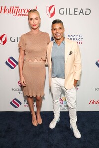 timeless-elegance-charlize-theron-s-chic-chloe-ensemble-steals-the-show-1.jpg