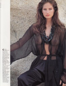 us_bazaar_may_1989_19.thumb.jpg.bae30b020d1e89cd90509245550d5377.jpg