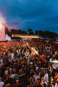 zara_larsson_bayside_2024_paoduell_15_53854345470_o.jpg