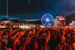 zara_larsson_bayside_2024_paoduell_22_53854277764_o.jpg
