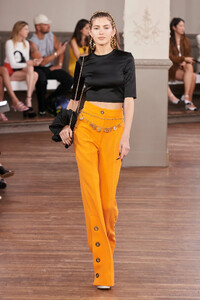 00011-patou-spring-2024-ready-to-wear-credit-gorunway.thumb.jpg.b8d5262992e0ced660ca16bb169b2fe8.jpg
