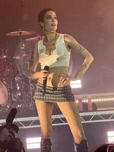 001.jpg