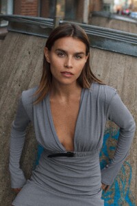 04772268409-001-a1.jpg