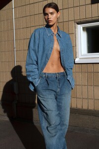 08197212400-003-a1.jpg