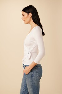10135_Gladys_Dream_Knit_White_2.jpg