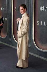 102.jpg
