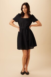 10252_Sleeveless_Castile_Valencia_Dot_Black_1.jpg