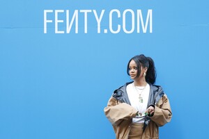 108172962_014_rihanna_pp.jpg