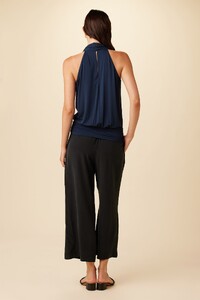 1410_Agnes_Ocean_3.jpg