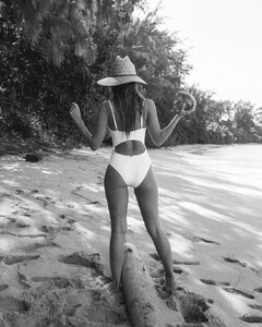 [2018.12.22] oneillwomens_47135869_381238915783064_3017439314159199134_n.jpg