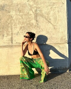 [2024.08.02] victoriajustice_453887899_1641664526678407_7066088730514140201_n.jpg