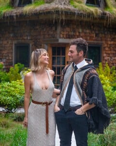 [2024.08.18] saraunderwood_456082203_550452210652662_7607477520757918262_n.jpg