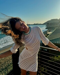 [2024.08.28] alessandraambrosio_457560459_18456749527000670_8741044760212475164_n.jpg