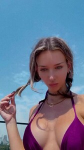 [2024.08.29] rachelc00k_4C4AABB7538F128D375164F0E1D63693_video_dashinit.jpg