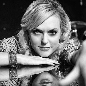 43998684_elaine_hendrix__mix-14.jpg