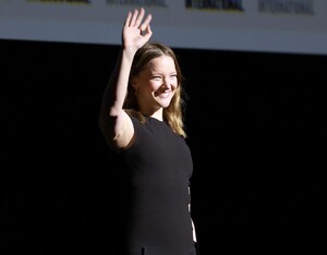 503421704_2163830893_s.jpg