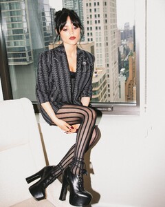 506487819_jenna3-1.jpg