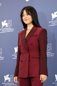 507926046_jenna3-5.jpg