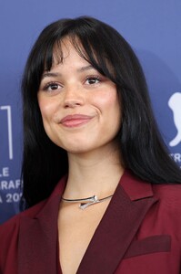 507926558_jenna4-5.jpg