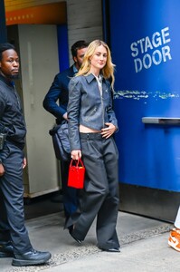 507984080_grace2-3.jpg