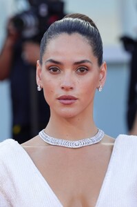 509024932_aa-3.jpg