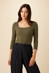 6671_Corsica_Calla_Green_1.jpg
