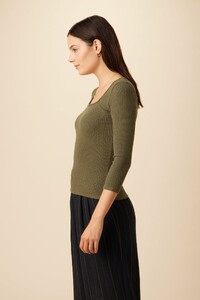 6671_Corsica_Calla_Green_2.jpg