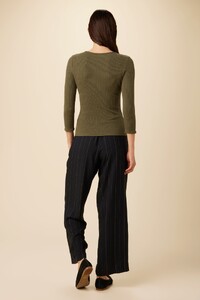 6671_Corsica_Calla_Green_3.jpg