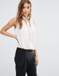 6916725-1-pearl.jpg