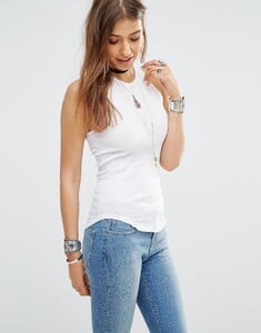6916746-1-white.jpg