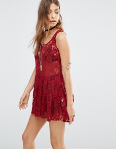 6916871-1-darkred.jpg
