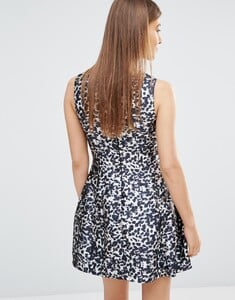 6951232-2.jpg
