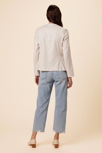7930_Meredith_Natural_3.jpg