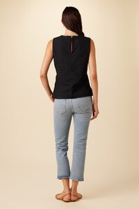 7940_Ryan_Black_3.jpg
