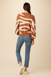 9554_Adelola_Rust_Ivory_3.jpg