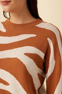 9554_Adelola_Rust_Ivory_4.jpg