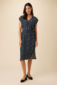 9674_Cindra_Squared_Up_Black_1.jpg