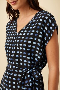 9674_Cindra_Squared_Up_Black_4.jpg