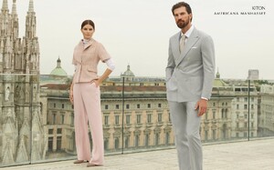 AM_F24DigiLookBook_72dpiCMS_Kiton_W49q53s.max-1600x1600.thumb.jpg.fcbe6d1568dad7f382931f53143db9b8.jpg