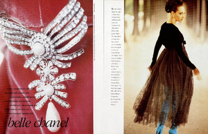 Belle_Chanel_01_02.thumb.jpg.875c5f0001f469d7f6dd0730f3f4f671.jpg