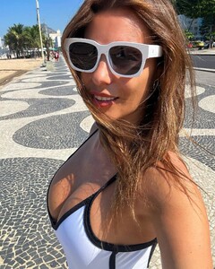 Carolina_Ardohain_in_swimsuit_08-03-2024__6_.jpg