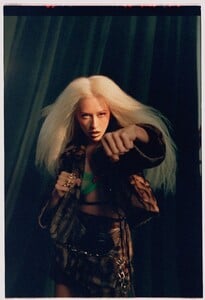 Christina_Aguilera_PAPER_2024_XtinaDaily_-_0008_.jpg
