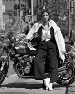 DKNY_SS1989_Aly_Dunne_01.jpg
