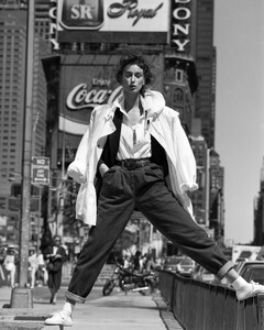 DKNY_SS1989_Aly_Dunne_03.jpg