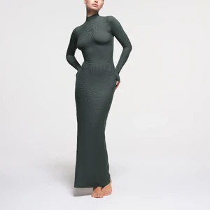 DS-DRS-6331W-SEA-UC-SKIMS-DRESS_0010-FR.jpg